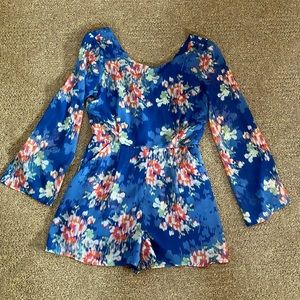 Socialite floral long sleeve dress romper - medium